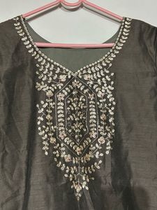Grey Silk Blend Embroidered Kurti