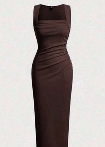 Littlebox ruched bodycon dress🤎