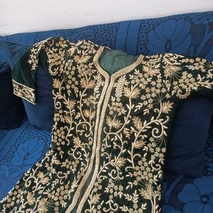 Elegant Emerald Green Bridal dabka Lehenga