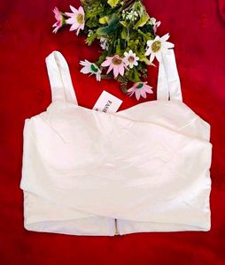 Chic White Cropped Top