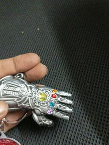 Infinity Gauntlet Keychain