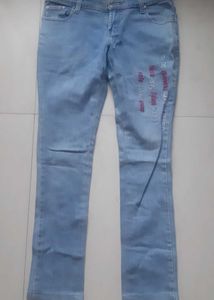 Graphic detail  Light Wash Jeans for girls
