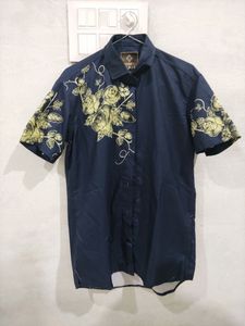 TrendyPrinted Half Sleeve Shirt