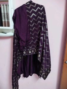 Elegant Embroidered Kurta Set(new)