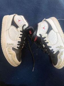 OG NIKE AIR JORDANS JUMPMAN Sneakers