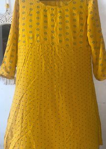 MAX Yellow Printed Top