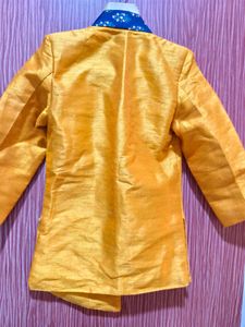 Boys Bright Yellow Ethnic Kurta with dupatta