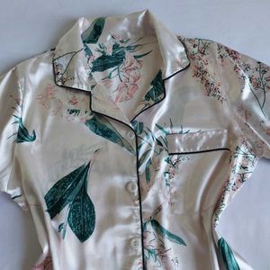 Floral Print Satin Pajama Top 🎀✨️