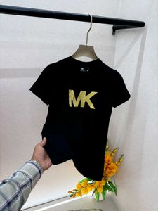 Michael Kors t-shirt for her 👩‍❤️‍👩