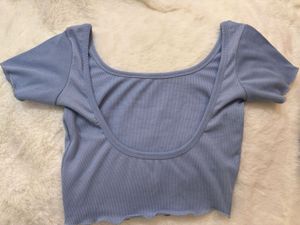 Ribbed Lettuce Hem Crop Top