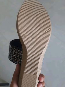 Sandal