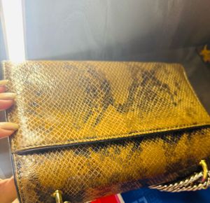 Da milano sling bag