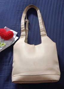 Chic White Textured Leather Handbag