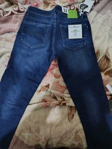 Stylish Blue Distressed Denim Jeans