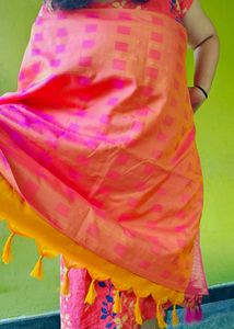Pink &amp; Orange Checked Saree
