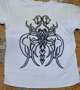 high quality t-shirt with a " cthulhu " Print