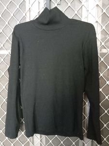Classic Black &amp;white Turtleneck Top