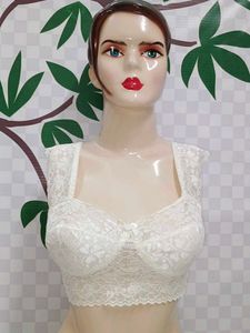 (100)White Lace Bralette