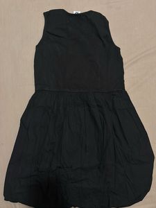 westside black sleeveless dress balloon style