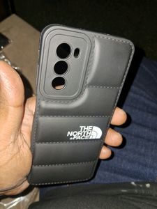 MOTO G82