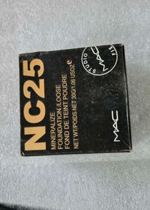 MAC Mineralize Loose Foundation NC25