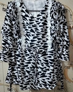 Combo Of 2 Women's Top With Heart 💝