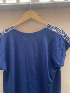Unique Circle Print T-Shirt