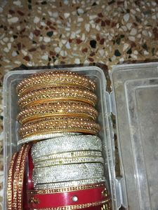 Beautiful Traditional Bangles Set