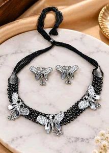 Elegant Butterfly Necklace &amp; Earring Set