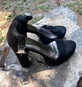 Black Heels - 6 inches