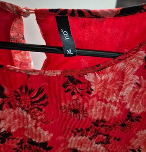 Flowy Red Floral Print Midi Dress