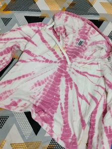 Tie - Die hoodie .