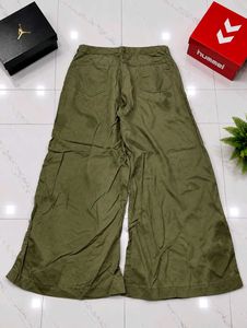 RIG Utility Clothing Cargo Pants