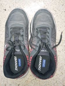 Bata Women's Running Shoes