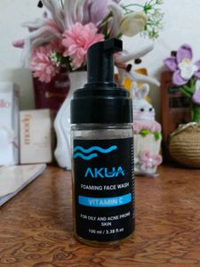 AKUA Foaming Face Wash with Vitamin C