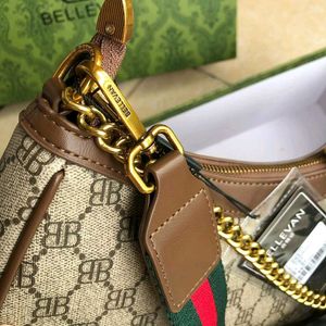 Stylish Crossbody Handbag
