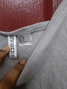 H&amp;M Grey Ribbed Spaghetti Crop Top