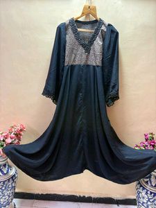 Elegant Black Satin abaya