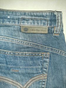💎 Calvin Klein Jeans — CONFIDENT VIBES (Men)