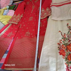 Sale ! Partywear Heavy Suit Set