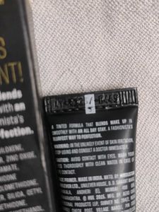 Lakme Unreal Blurfect Primer