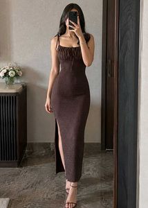 SQAURE NECK SOLID MIDI DRESS