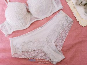 White Lace Bra &amp; Panty Set