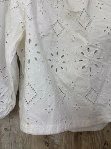 Chic White Broderie Anglaise off shoulder Top