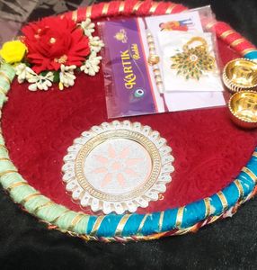 Handmade Rakhi Platter With Bhai/Bhabhi Combo Rakhis