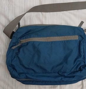 Wildcraft Messenger Bag