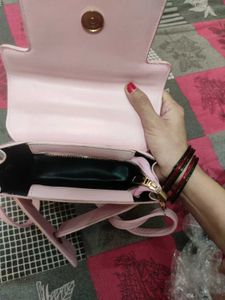 Chic Pink Croc Embossed Crossbody Bag