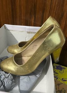 Golden Party Wear Heels