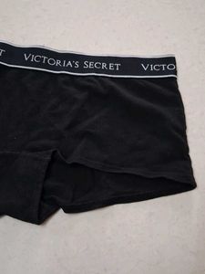 3 Briefs