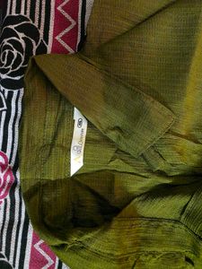 Green Kurta with Floral Embroidery
